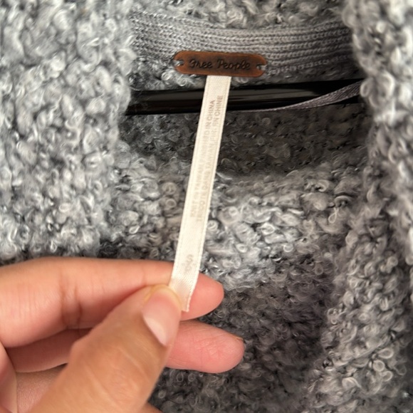 Free People BFF Cowl Neck Nubby Knit Pullover Sweater in Heather Gray Sz small - Picture 4 of 9